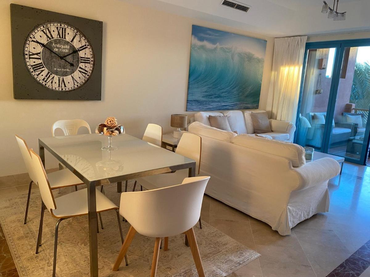 Apartamento Con Terraza Sobre La Marina De Sotogrande San Roque  Bagian luar foto