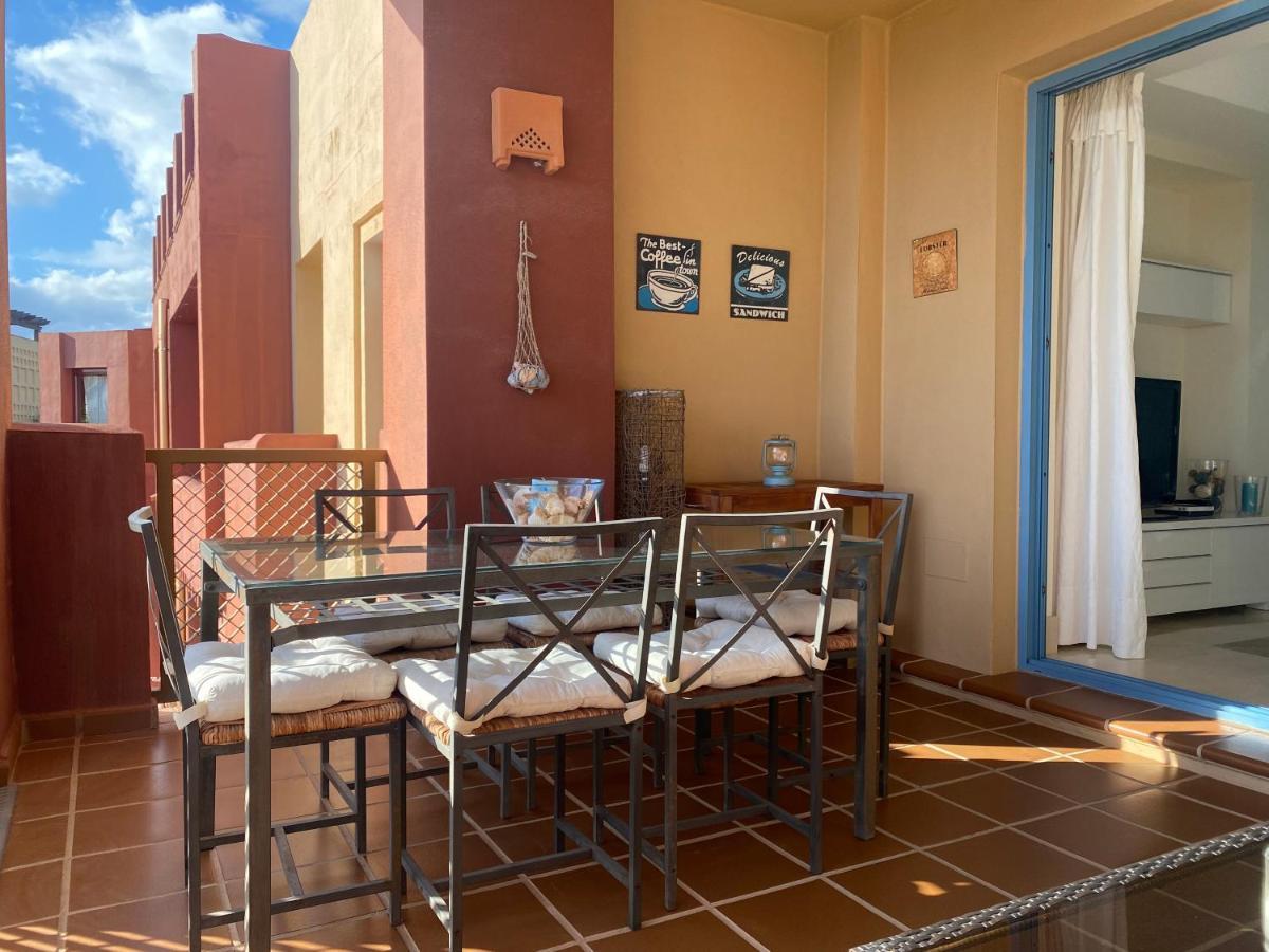 Apartamento Con Terraza Sobre La Marina De Sotogrande San Roque  Bagian luar foto